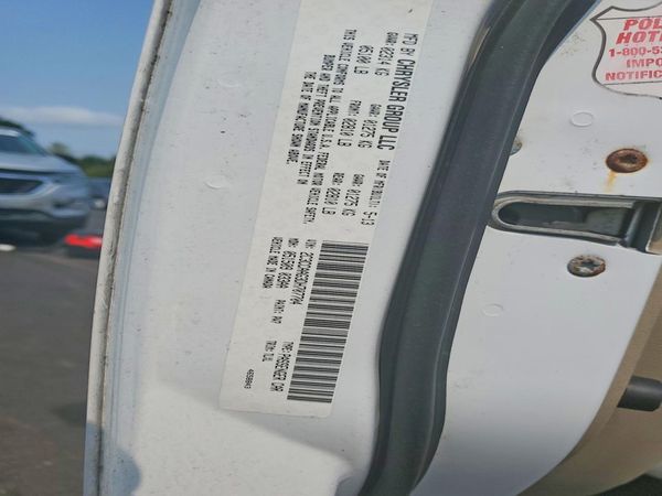 2013 CHRYSLER 300 Base/Limited