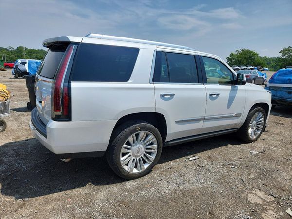 2016 CADILLAC ESCALADE