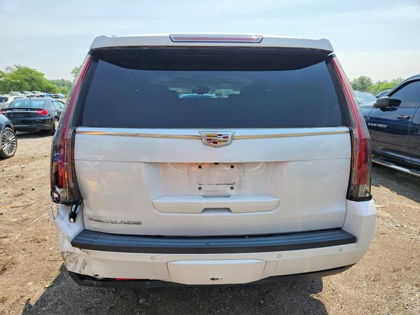2016 CADILLAC ESCALADE