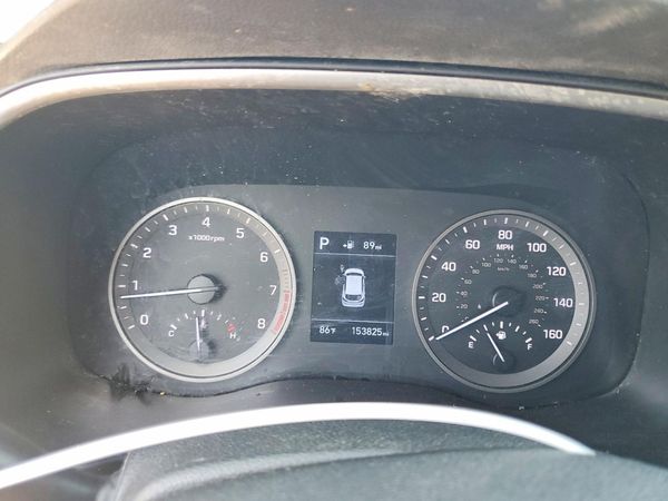 2020 HYUNDAI TUCSON SE