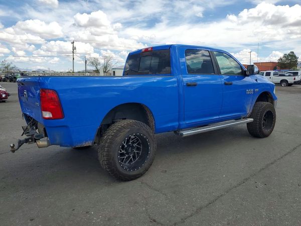2016 RAM 1500 SLT