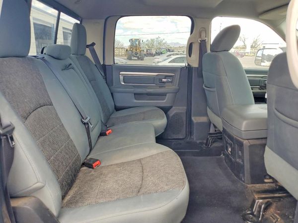 2016 RAM 1500 SLT