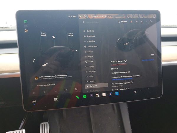 2024 TESLA MODEL Y
