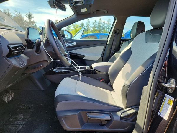 2024 VOLKSWAGEN ID.4 Pro