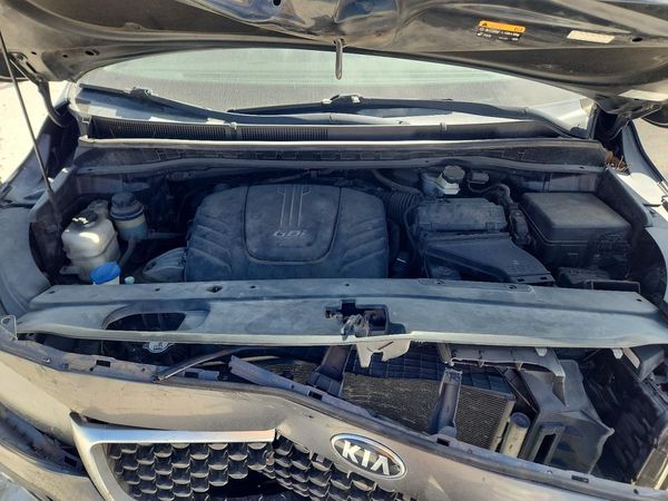 2017 KIA SEDONA LX