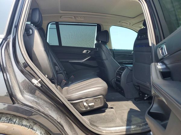 2019 BMW X7