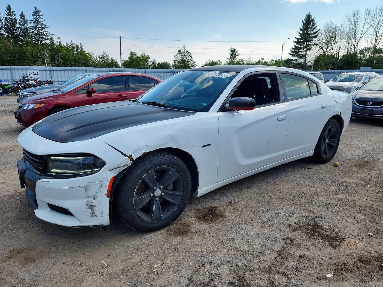 2015 DODGE CHARGER SXT