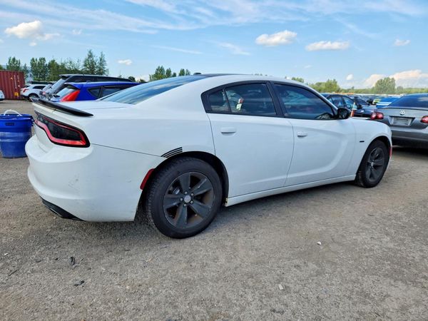 2015 DODGE CHARGER SXT