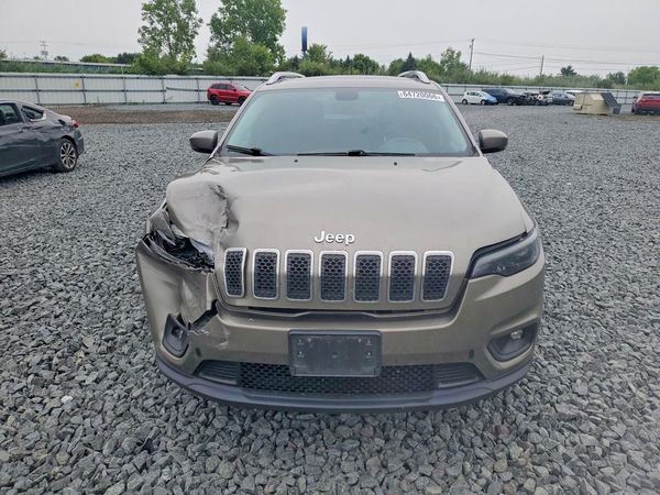 2019 JEEP CHEROKEE LATITUDE PLUS 4X4