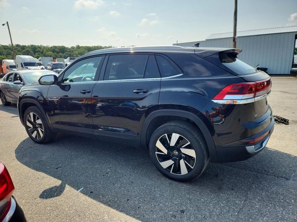2026 VOLKSWAGEN ATLAS CROSS SPORT 4Motion SE