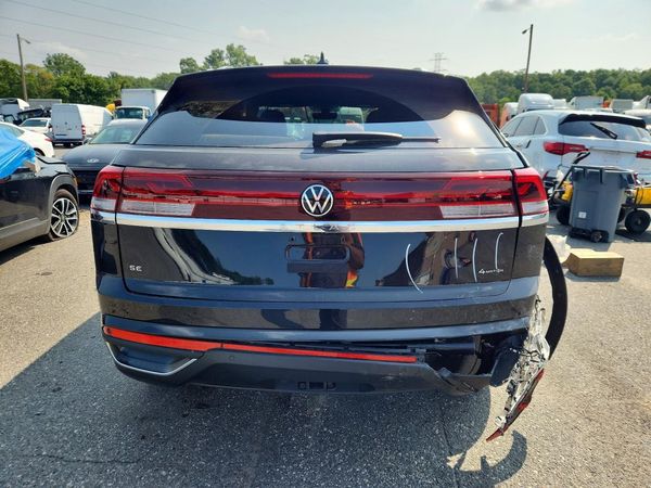 2026 VOLKSWAGEN ATLAS CROSS SPORT 4Motion SE