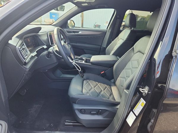 2026 VOLKSWAGEN ATLAS CROSS SPORT 4Motion SE