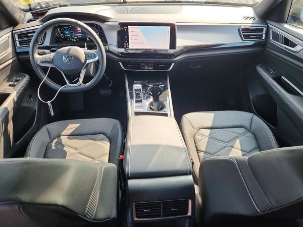 2026 VOLKSWAGEN ATLAS CROSS SPORT 4Motion SE