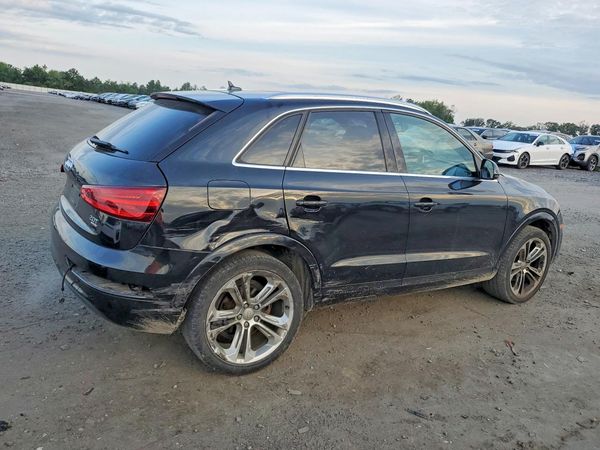 2015 AUDI Q3 quattro Premium Plus