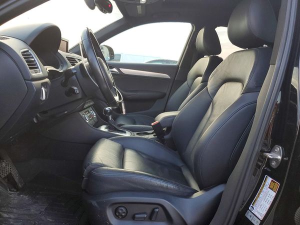 2015 AUDI Q3 quattro Premium Plus