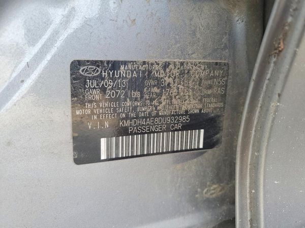 2013 HYUNDAI ELANTRA