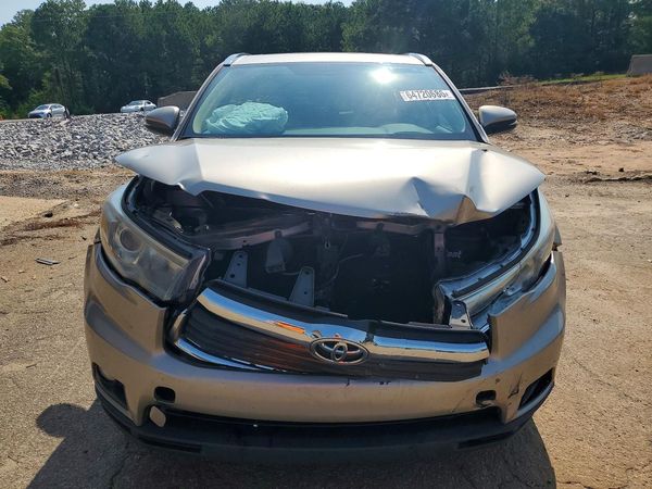 2016 TOYOTA HIGHLANDER