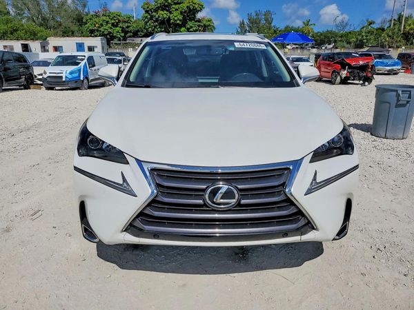 2015 LEXUS NX 200t Luxury