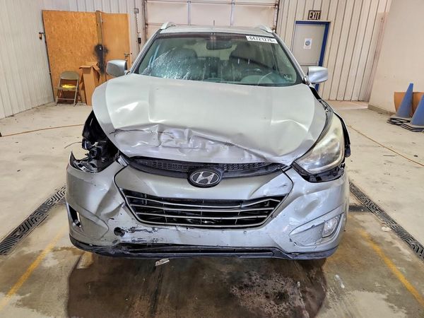 2015 HYUNDAI TUCSON GLS (Middle)