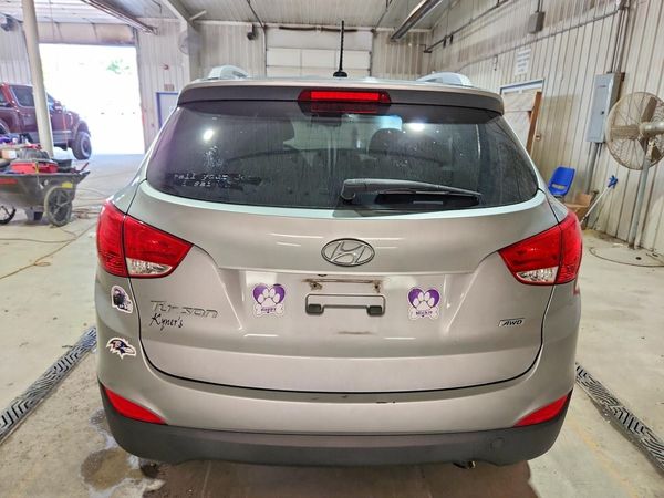 2015 HYUNDAI TUCSON GLS (Middle)