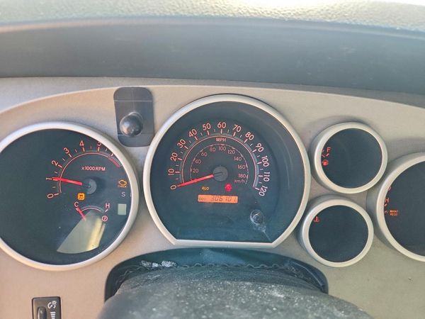 2012 TOYOTA TUNDRA SR5