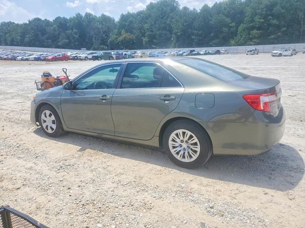 2012 TOYOTA CAMRY