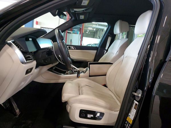 2022 BMW X5