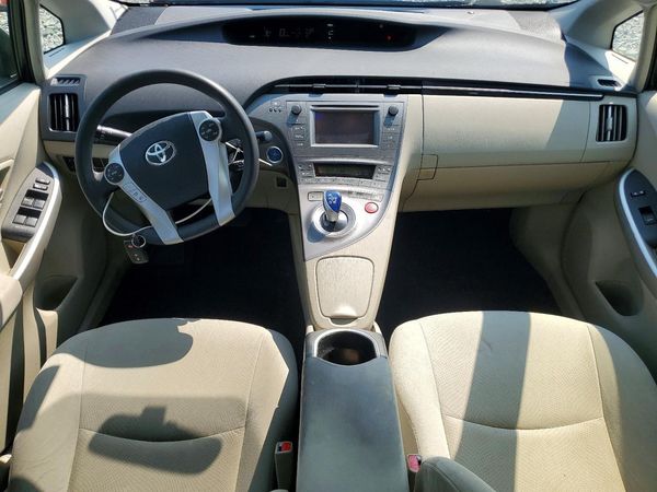 2015 TOYOTA PRIUS