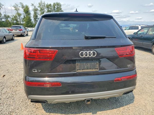 2018 AUDI Q7 quattro Premium Plus