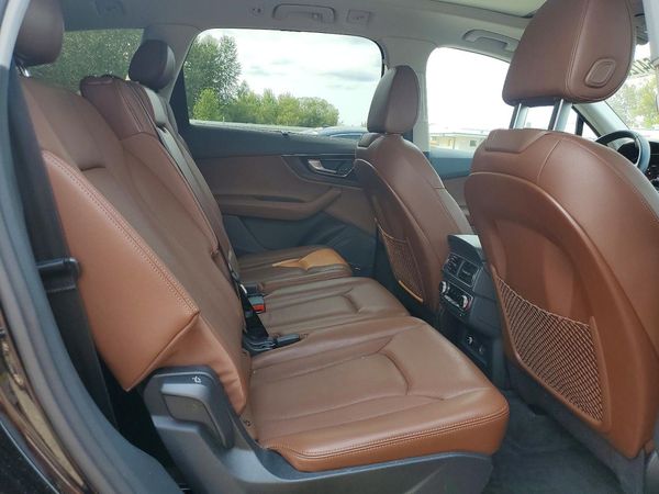2018 AUDI Q7 quattro Premium Plus