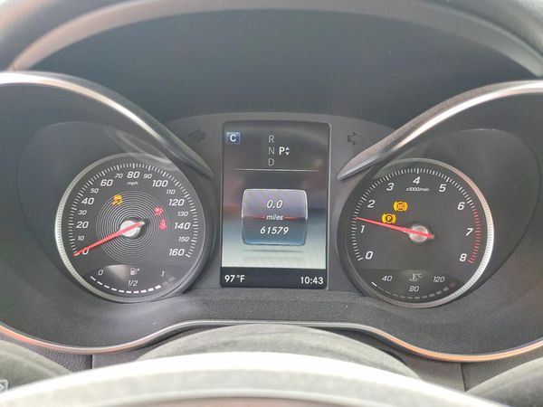 2017 MERCEDES-BENZ C C300