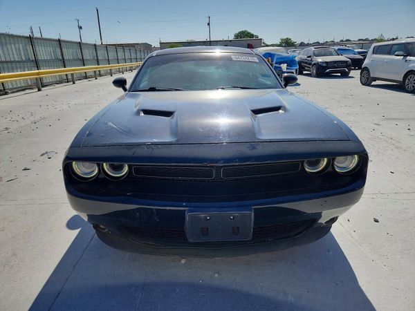 2016 DODGE CHALLENGER SXT Plus