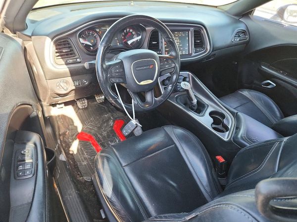 2016 DODGE CHALLENGER SXT Plus