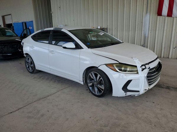 2017 HYUNDAI ELANTRA SE Base