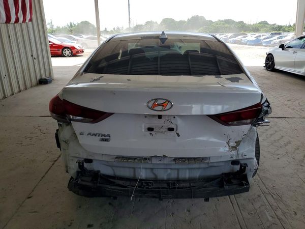 2017 HYUNDAI ELANTRA SE Base