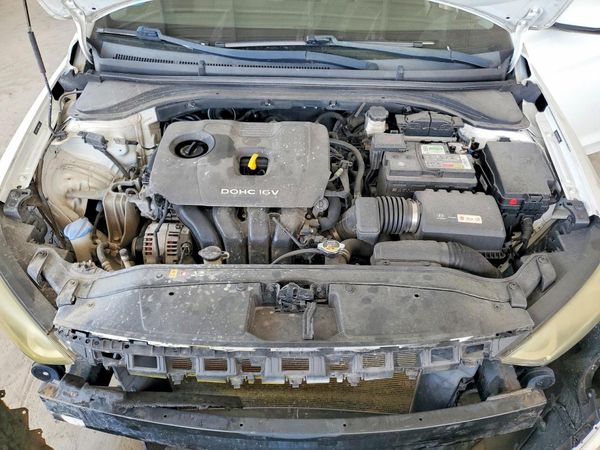 2017 HYUNDAI ELANTRA SE Base