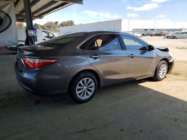 2017 TOYOTA CAMRY