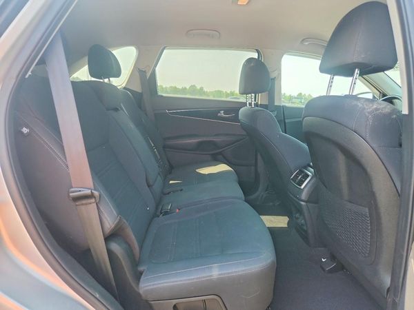2019 KIA SORENTO L, LX, S