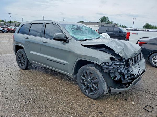2022 JEEP GRAND CHEROKEE