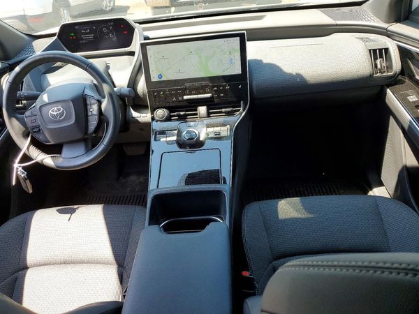 2025 TOYOTA BZ4X