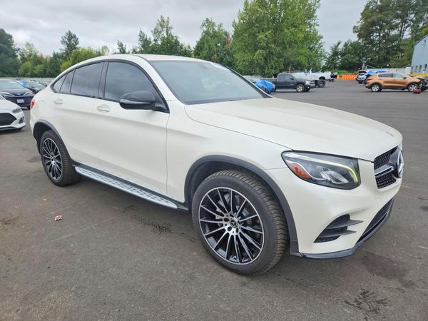 2017 MERCEDES-BENZ GLC COUPE GLC300-4M — Passenger 3/4