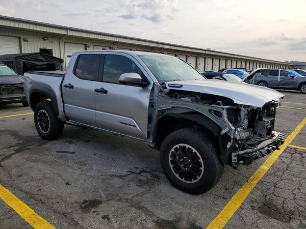 2025 TOYOTA TACOMA