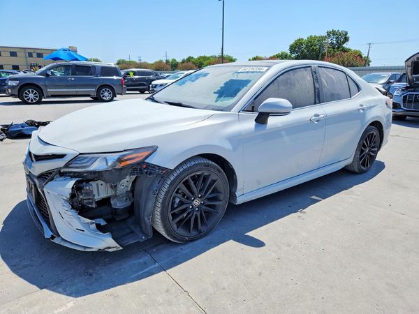 2022 TOYOTA CAMRY