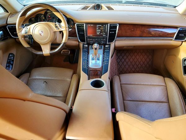 2013 PORSCHE PANAMERA