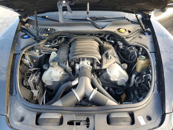 2013 PORSCHE PANAMERA