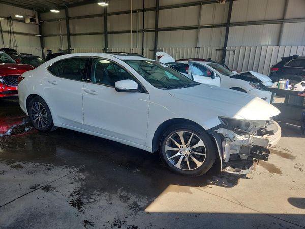 2015 ACURA TLX Base