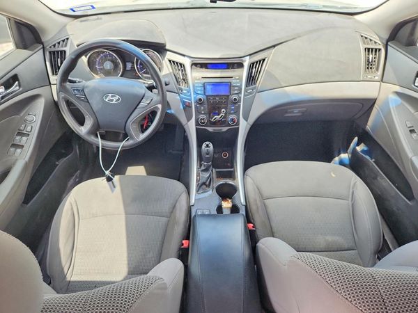2013 HYUNDAI SONATA