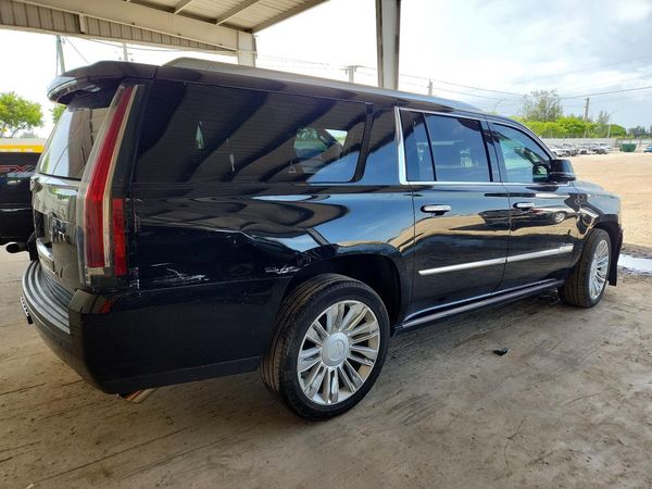 2016 CADILLAC ESCALADE ESV Platinum — PSRA
