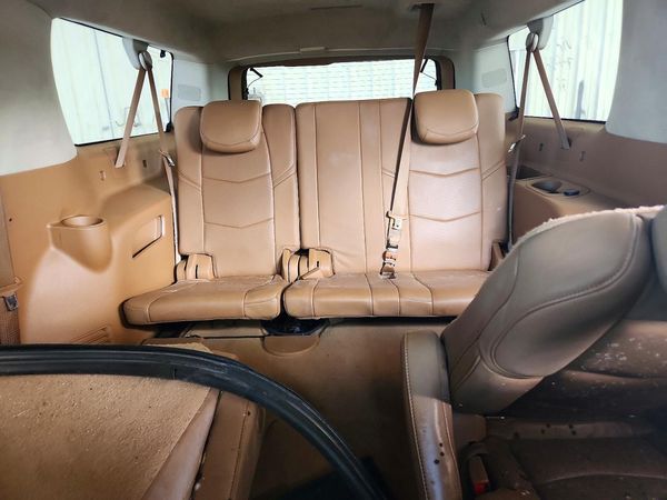 2016 CADILLAC ESCALADE ESV Platinum — SUVN
