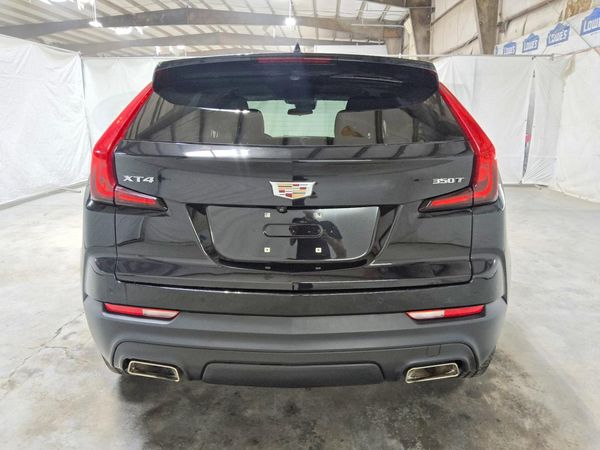 2023 CADILLAC XT4 Luxury
